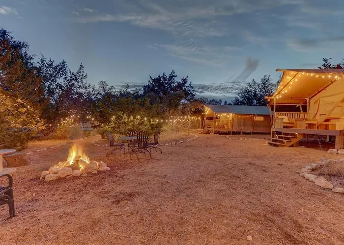 12 Fires Luxury Glamping With Heating #5