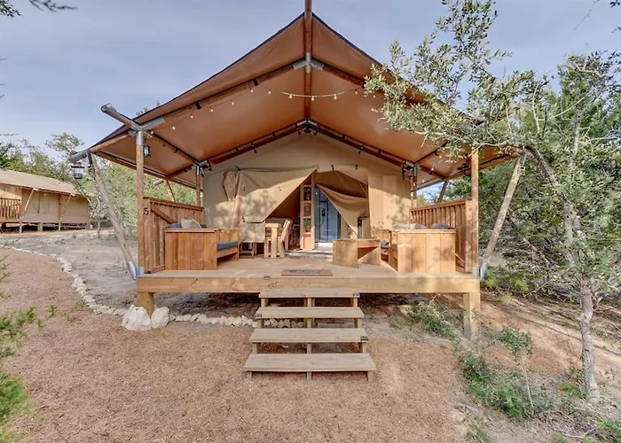 12 Fires Luxury Glamping With Heating #5